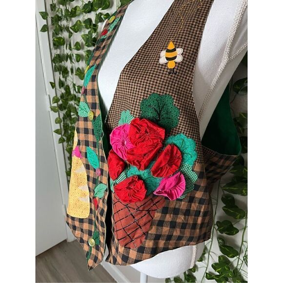Handmade Brown Tan Checkered Patchwork Fall Cat & 3D Flowers Vest Size Large - Picture 4 of 4